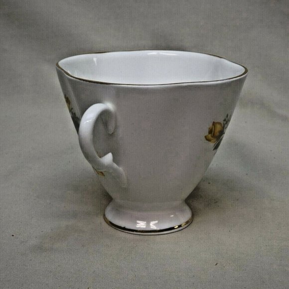 Royal Windsor Fine Bone China England Yellow Roses Footed Tea Cup & Saucer #2935 - Picture 8 of 12